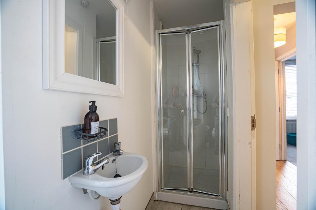 The Becket - Three Bedroom City Centre House With Parking Canterbury Ngoại thất bức ảnh