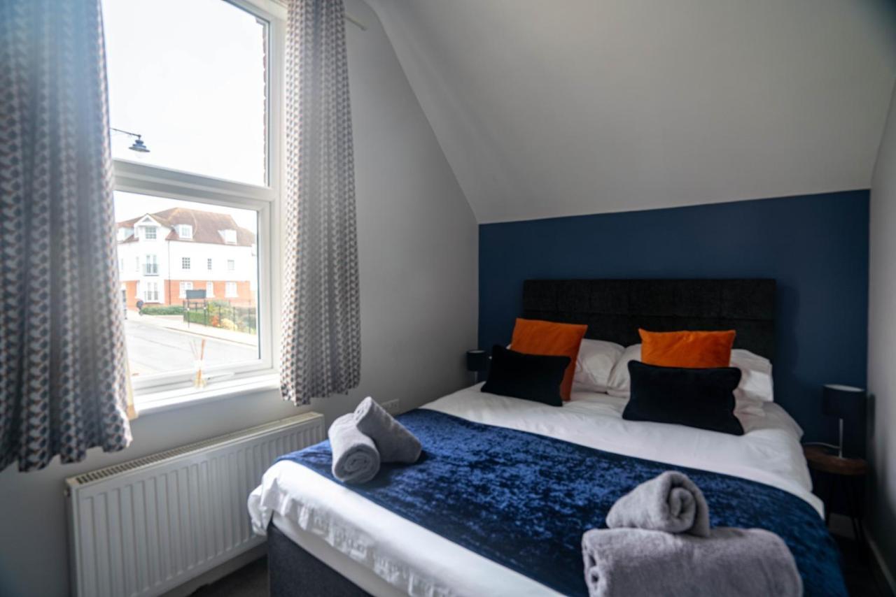 The Becket - Three Bedroom City Centre House With Parking Canterbury Ngoại thất bức ảnh